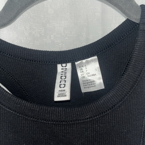 Divided tank top - Picture 2 of 3